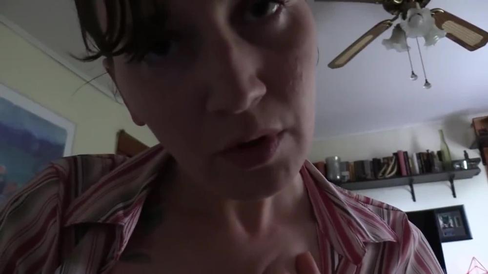Bettie Bondage - Oops! Mom’S Super Horny - 1080P