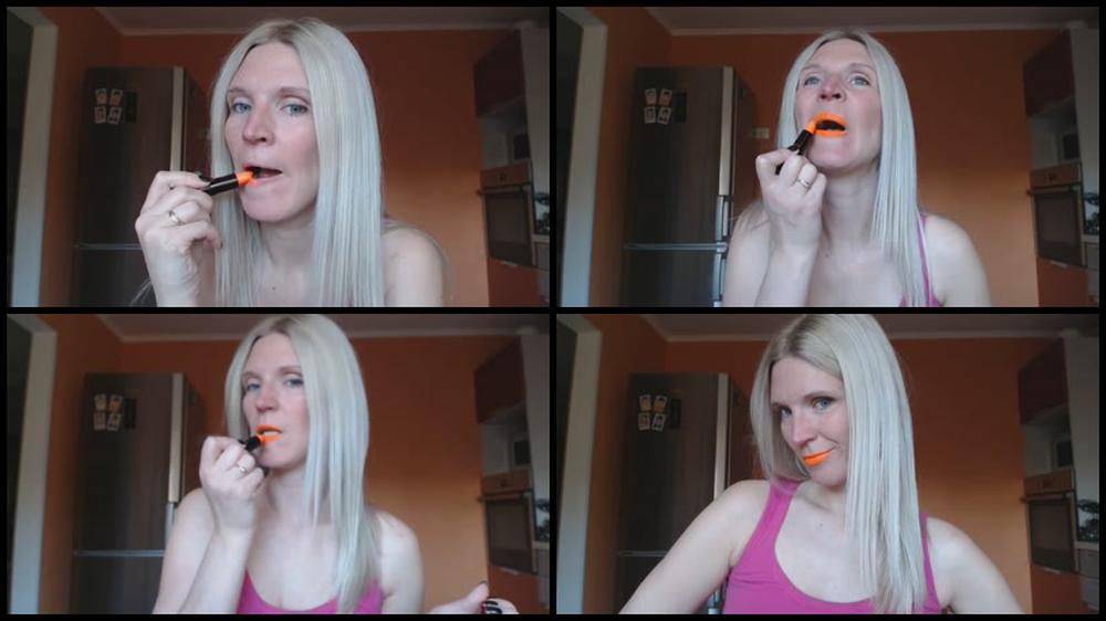 Lilcharlotte Mesmerizing Neon Lips Manyvids