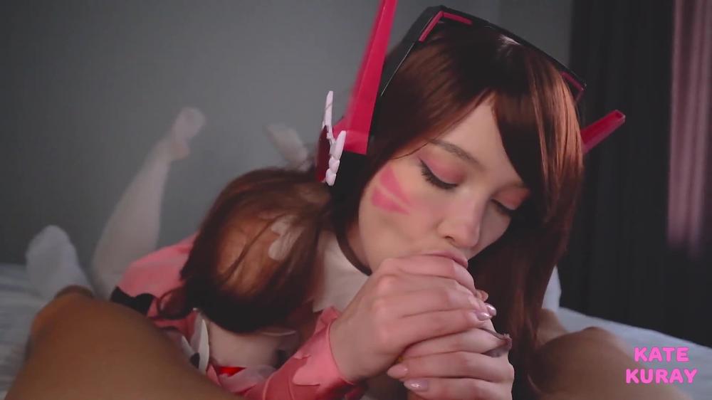 D.Va Plays The Role Of A Tank And Takes All The Shells In Its Mouth. D.Va Cosplay