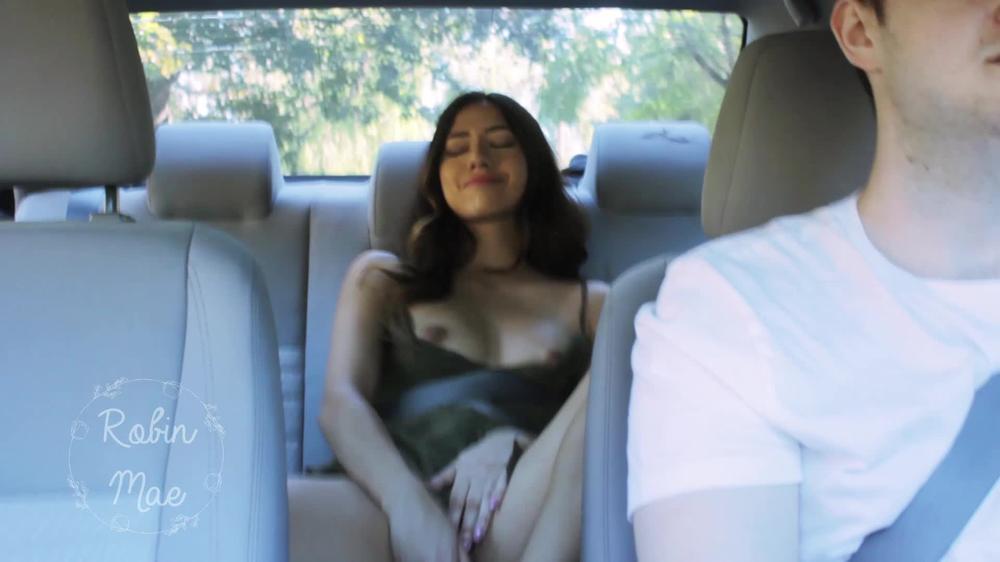 Robin Mae - Cumming In An Uber