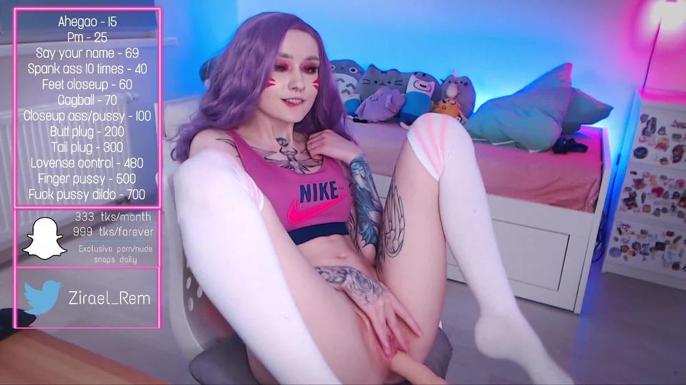 getting fucked by fuckmachine and footjob