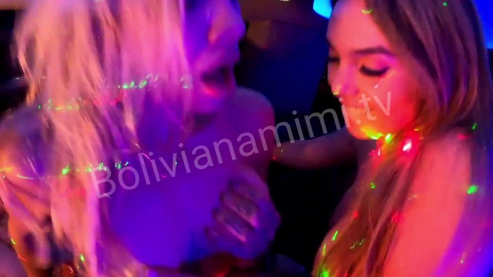 Acabo de lanzar la 2da parte de esa orgia deliciosa en la limousina en OF ??... bolivianamimi.tv