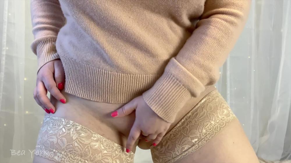 Preview of Cozy Pussy Tease and Cum Encouragement