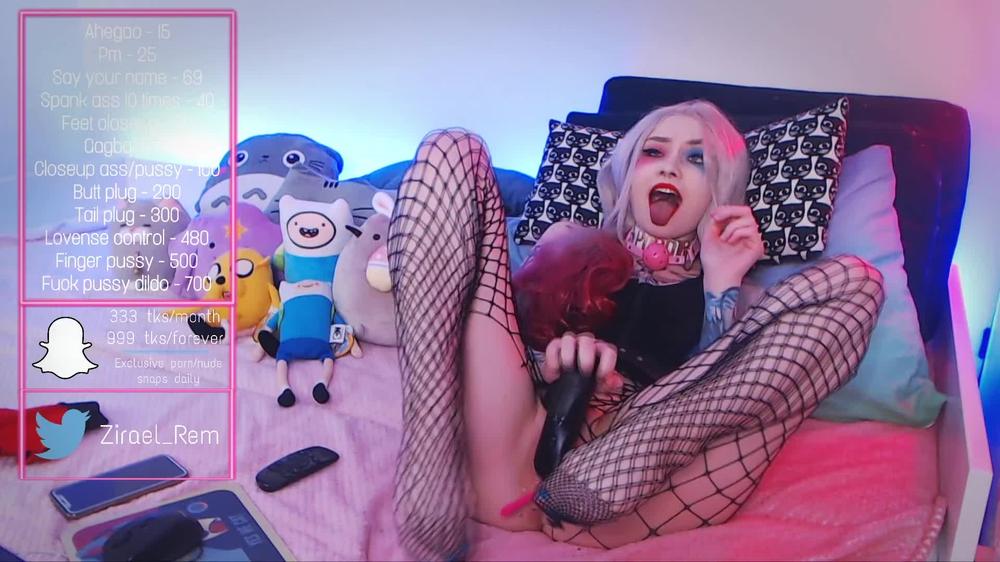 cosplayer zirael_rem dildoing herself and footjob in amateur vids
