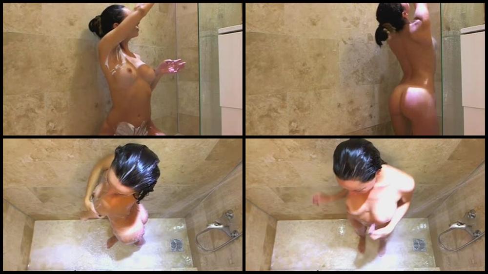 Beabeatrice Shower Squirt Video