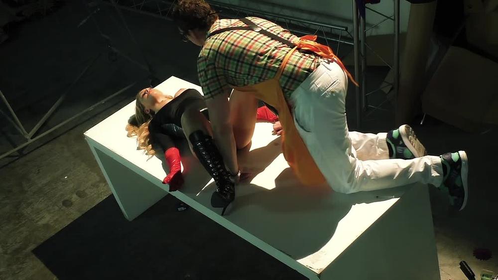 Humiliating The Goddess