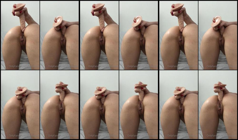 Sarahleone 16 08 2021 2195052970 Would You Put Your Cock Deep Inside Like This