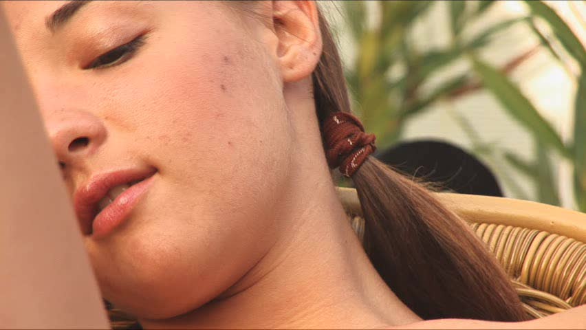 2008-05-05_Mary - Innocent Teen Babe Toying