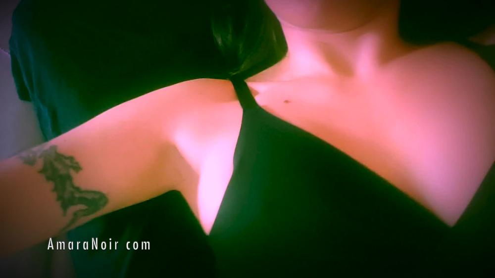 Amara_Noir_Armpit_Pussy