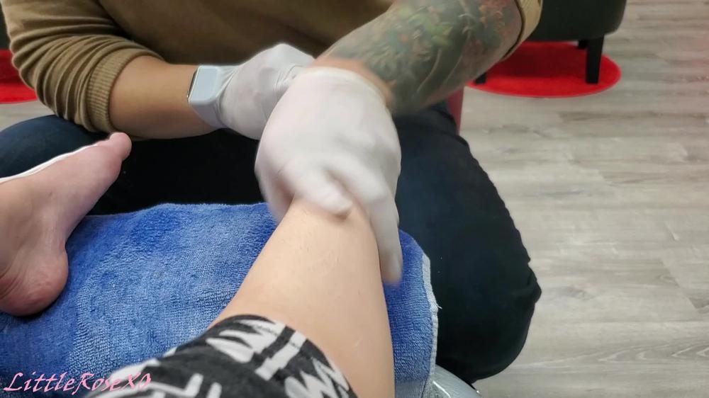 Riley Cyriis Ballerina Teen Gets A Pedicure
