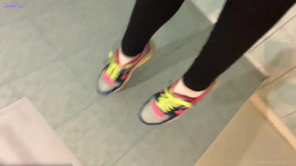 40 Masturbation My Pussy In The Gym Toilet