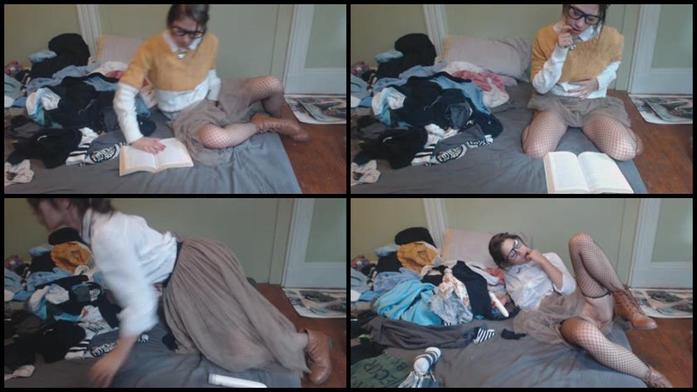 Sasha V The Valedictorian Is Secretly A Freak