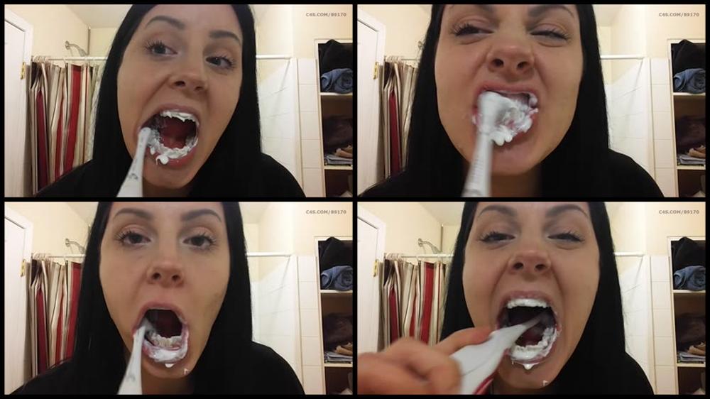 Booty4U Brushing Teeth With Electric Toothbrush