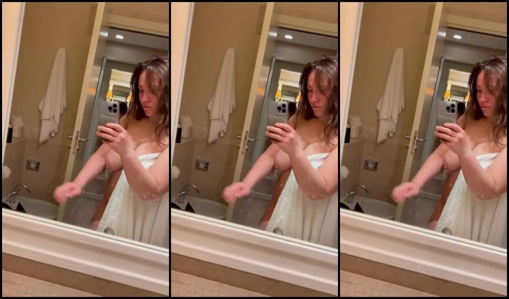 Tease you in the hotel