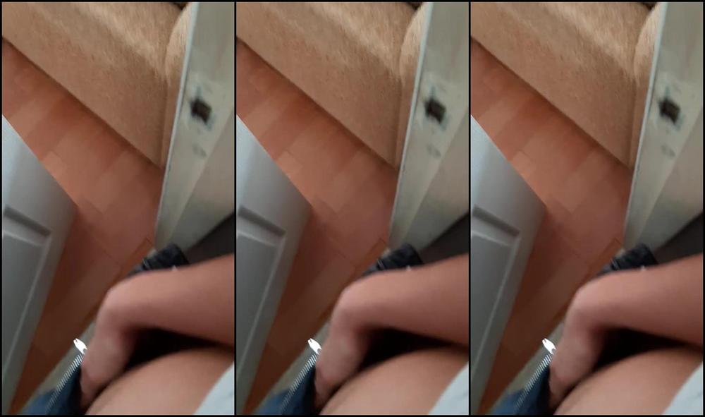 The Girl, Without Waiting For Me, Began To Masturbate To Porn And I Filmed This Bitch On Camera. - 1080P
