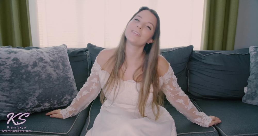 Kiara Skye I Only Married You For Your Money Manyvids