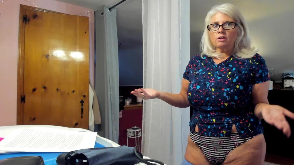 Paintedrose - Nurse Pants Embarrassed Milf Loses Pant