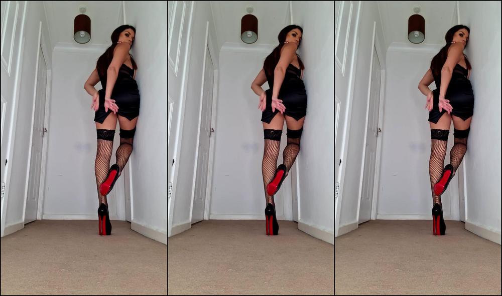 Zaramae - Sexy Ball Gag Dance