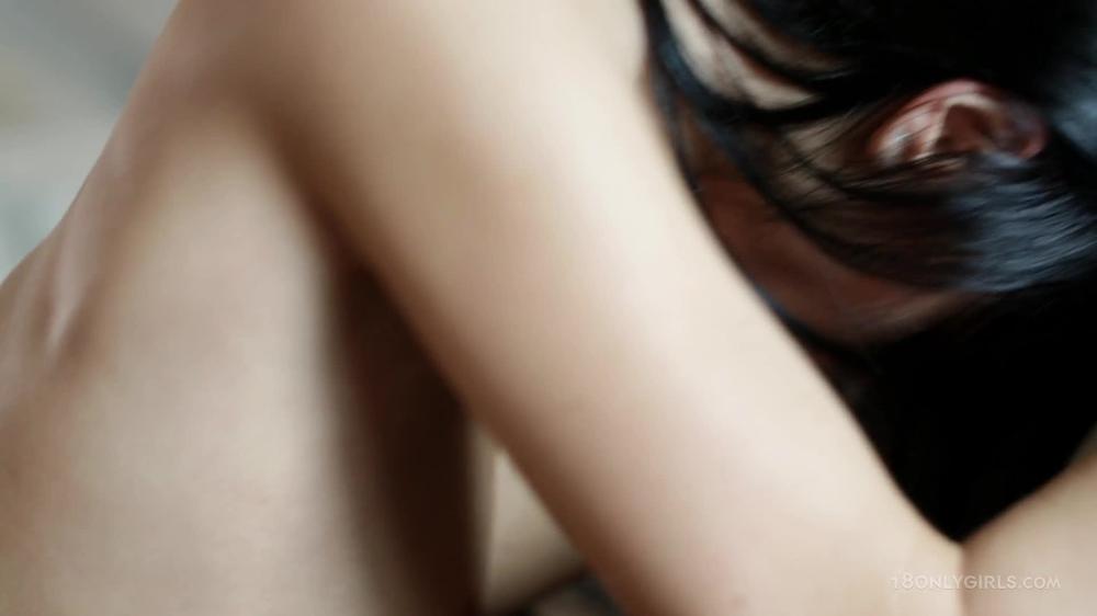 18Onlygirls_[1On1]_Eveline_Ass_Fever_1080