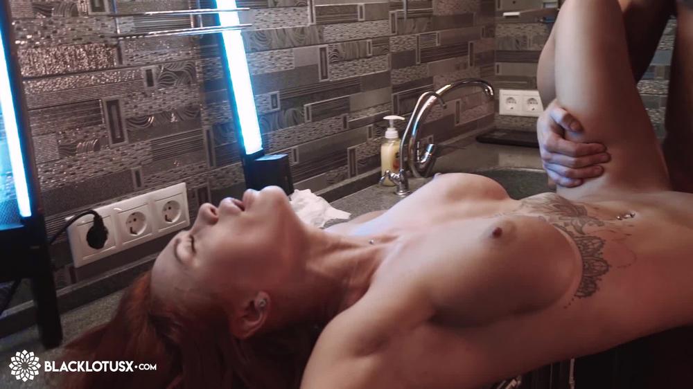 Redhead Sloppy Blowjob Dick Boyfriend and Hard Rough Sex in the Kitchen