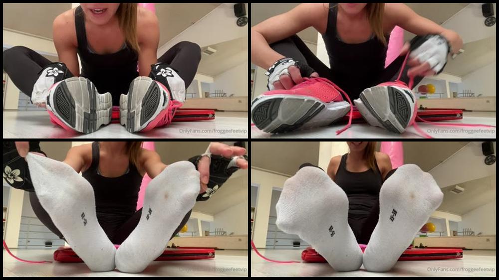 Froggeefeetvip 24 01 2022 2340017496 Straight After Workout Checking My Feet I Did Great Session