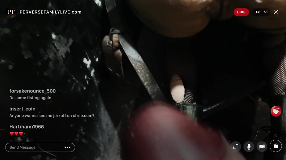 Perversefamilylive_011_Anal-Streching-1920X1080