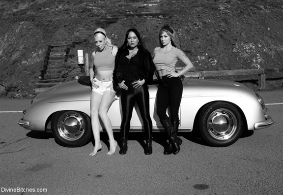 Lorelei Lee, Lea Lexis, Missy Minks, Mahina Zaltana and Lance Hart (Bonus Update. Faster Pussyfoot Kill! Kill! / 30907 / Apr 22, 2013)