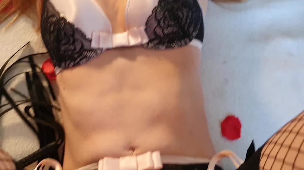 Je prend cher toute attachée et bandée - Amateur