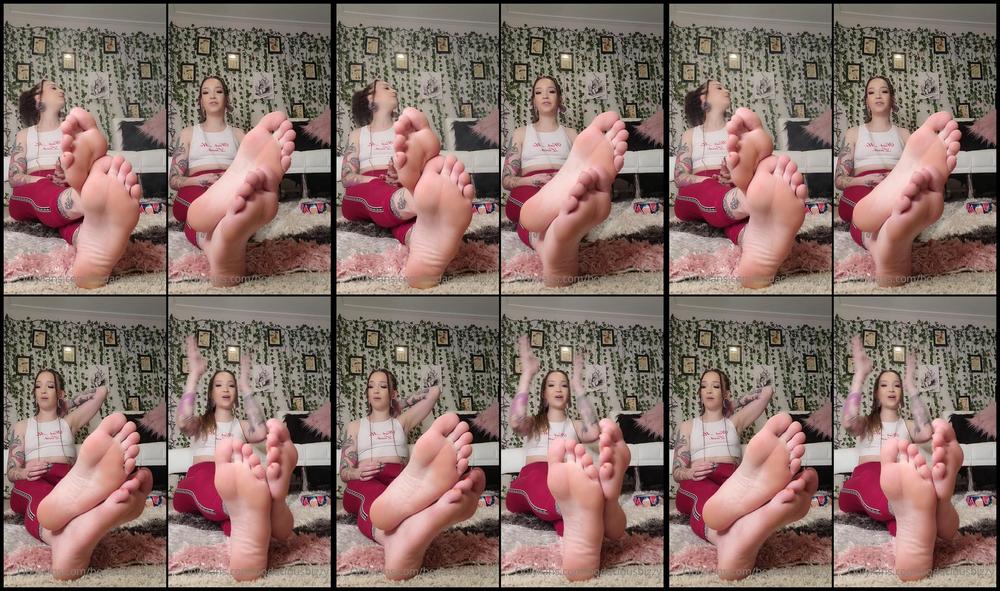 Bodaciousbizzy 10 02 2022 2359179161 This Started Off Supposed To Be A Ignore Smoking Video But Turned Into A Flog 40 Foot Vlog 41
