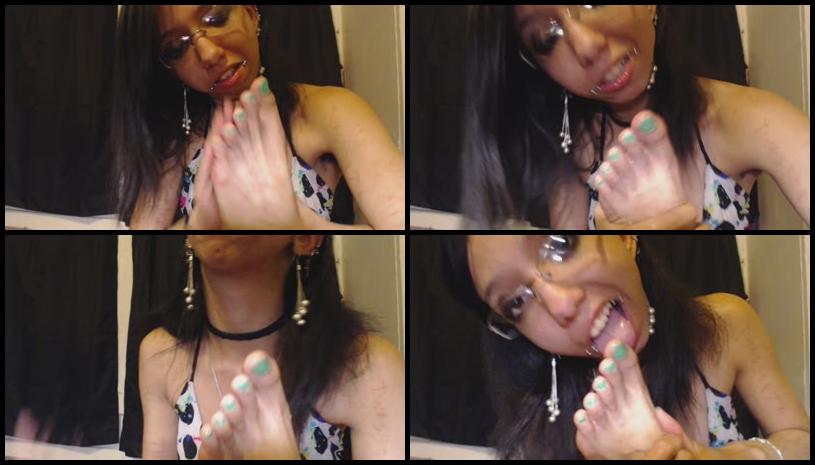 Missmarianne Self Suck And Spit On Neon Painted Toes