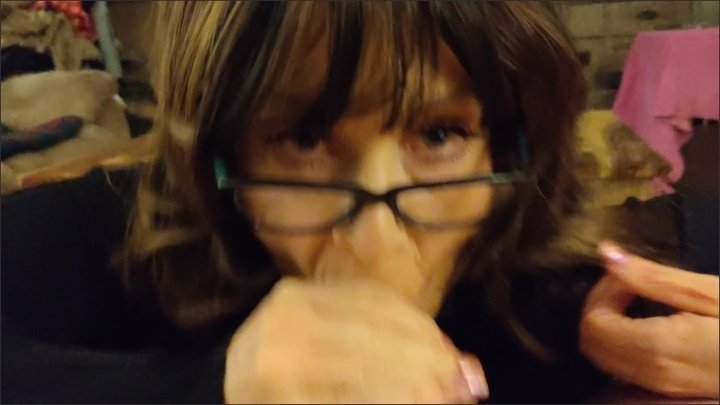 4K Mature Smoking Blowjob Mother Inlaw Milf Gilf Show Swallow Fetish
