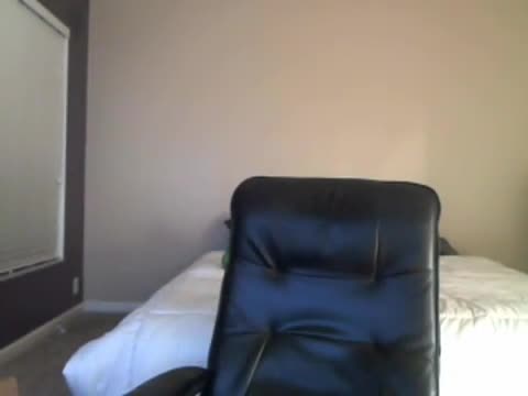 Maddiesprings Lots Of Cumming Using A Dildo