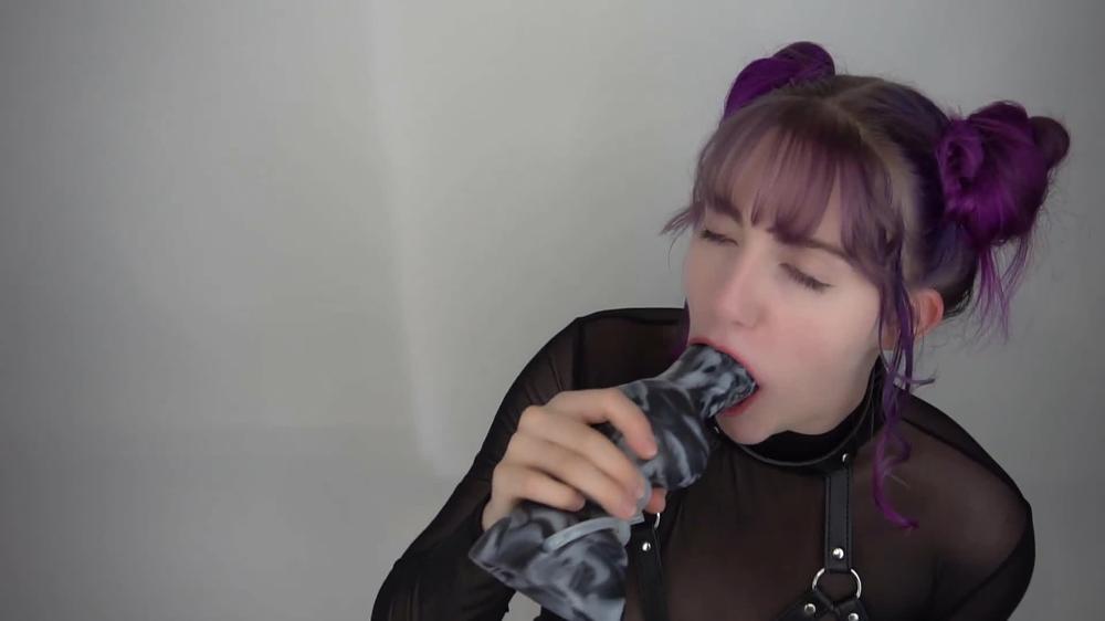 81 - Deepthroat Simulator Extreme Deepthroat