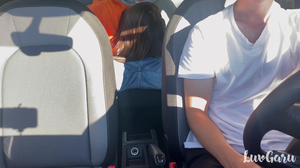 Horny Couple Can’t Wait | Sex while staying in Traffic Jam | Real Uber Taxi