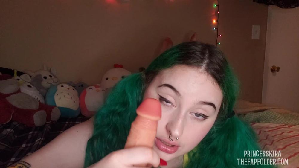 Prlncessklra Tired Babygirl Learns To Suck Cock