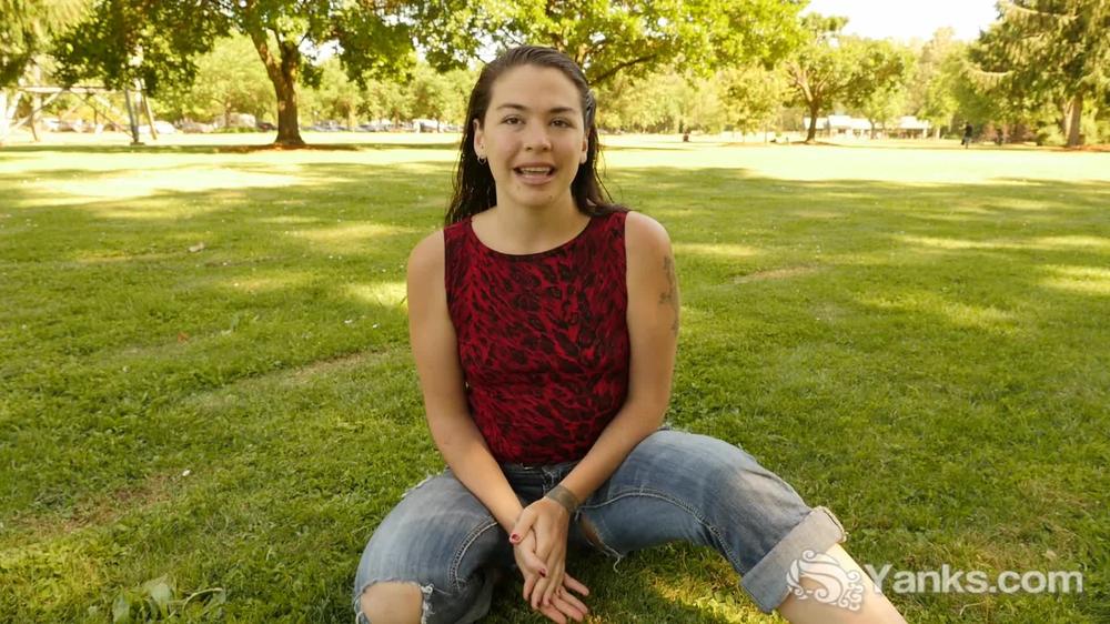 Yanks - Lilith Wilder Does It In The Park