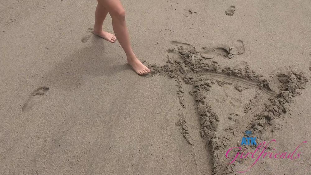 Kay Lovely. Malibu 1