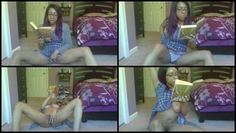 Jazminelust Horny Bookworm