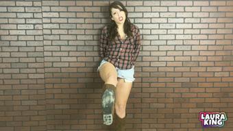 Southern Girl Loves Kicking your Nutsack - February 22, 2021
