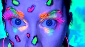 Ring Pop/Fingering Pussy Sexy Neon