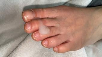JERK OFF OVER NATURAL LONG TOES - January 07, 2024