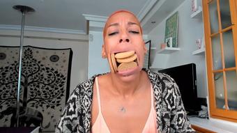 Biscuit stuffing - December 07, 2021