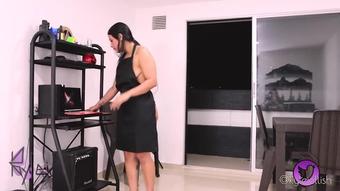 Kyleicienta: While working as a maid my master gave me his milk in my tight pussy.