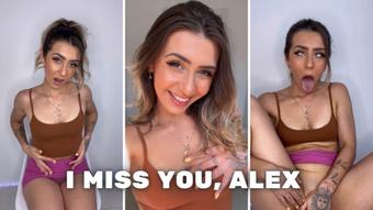 Video message from your girl during your Trip