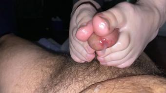 OILY TOEJOB - May 29, 2023