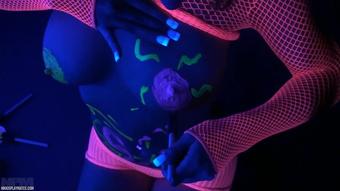 2011.08.26 Black Body Painting
