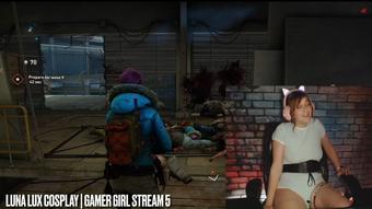Gamer Girl Orgasms On Stream
