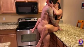 044 Hot Latina Milf Gets A Rough Fucked In The Kitchen By Her Boyfriend 4K_Yinyleon_1080P