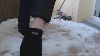 Lilcharlotte Snow On My Balcony Manyvids
