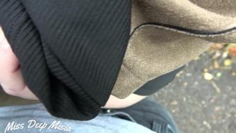32 Cumming In My Panties And Pull Them Up In The Park_1080P